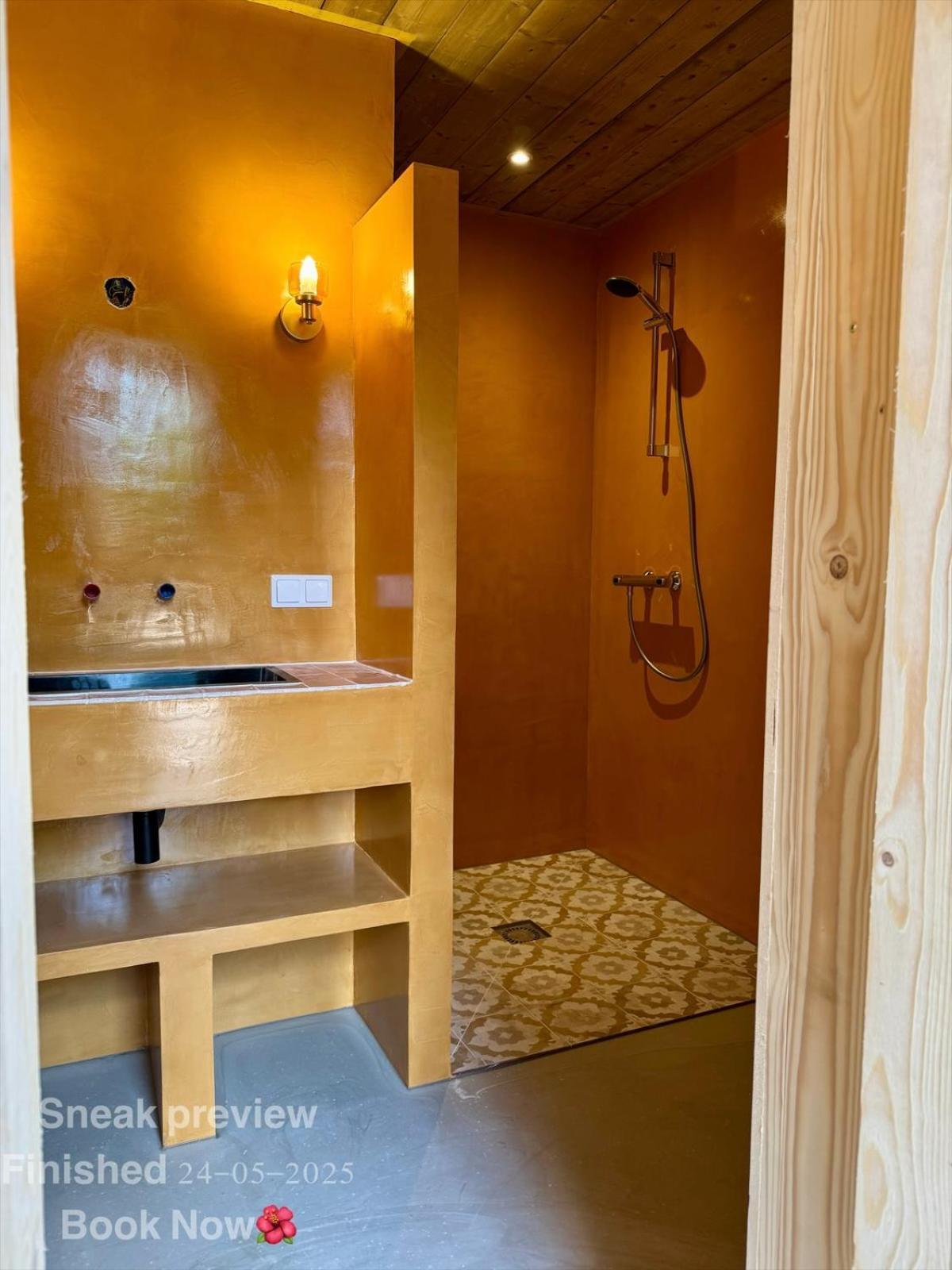 In De Aap - Appartementen & Guesthouse Bergen Ngoại thất bức ảnh